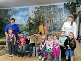 "Экскурсия в музей" "Экскурсия в музей".